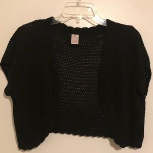 Black Shrug Crochet Cardigan. Used. 1X (16-18)